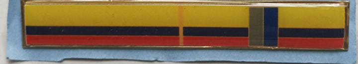 INSIGNIA DE BANDERA DEL ECUADOR